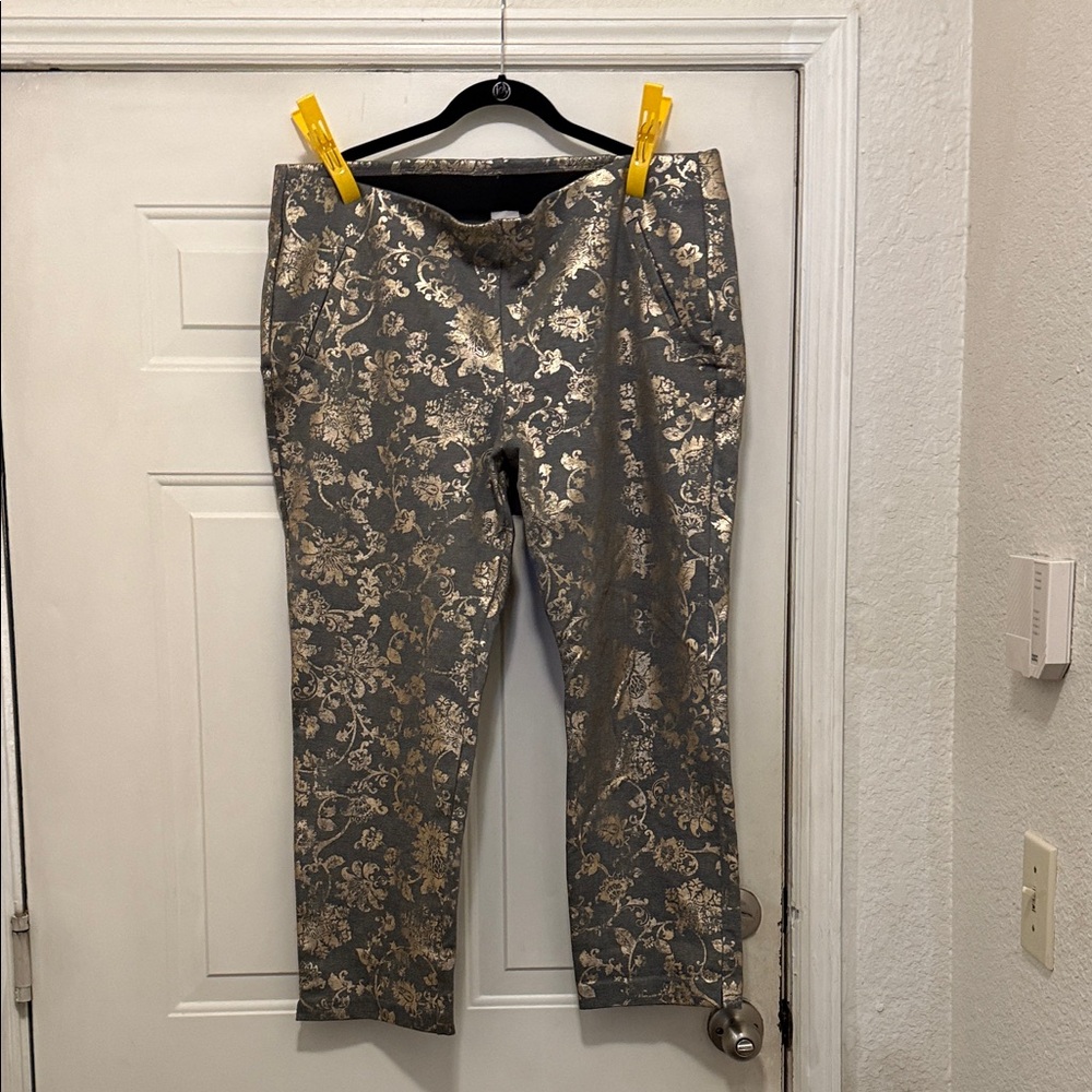 Chico's Gold and Gray Floral Women's Pants